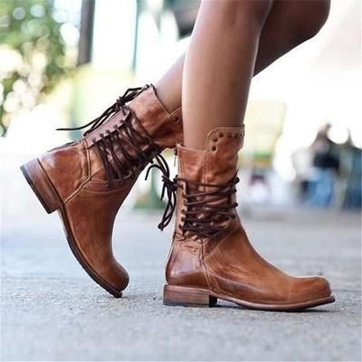 Aruna Tahi Leather Boots