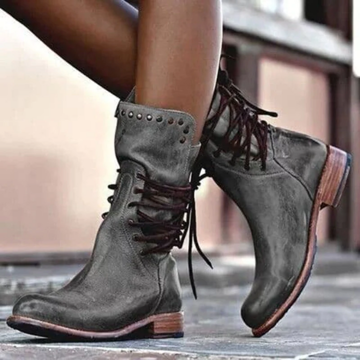 Aruna Tahi Leather Boots