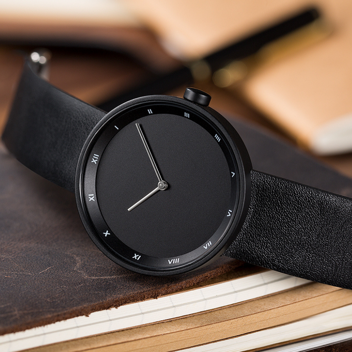 Minimalist Stil Kuvars Kol Saati